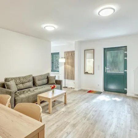 Appartement 3 Bedroom Stunning In *
